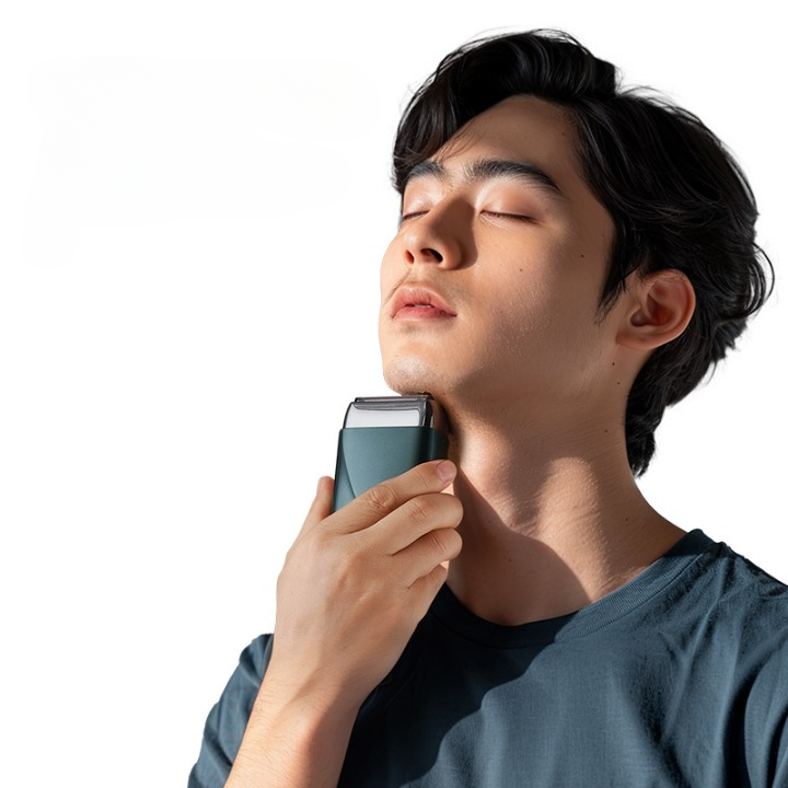 Rechargeable Shaver for Men