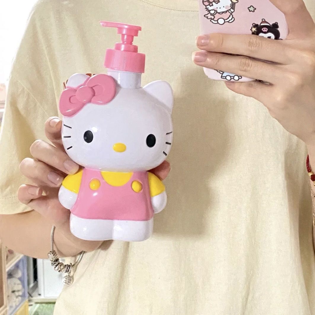 Hello Kitty Liquid Dispenser Bottle