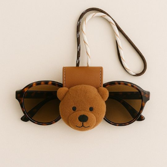 Bear sunglasses holder
