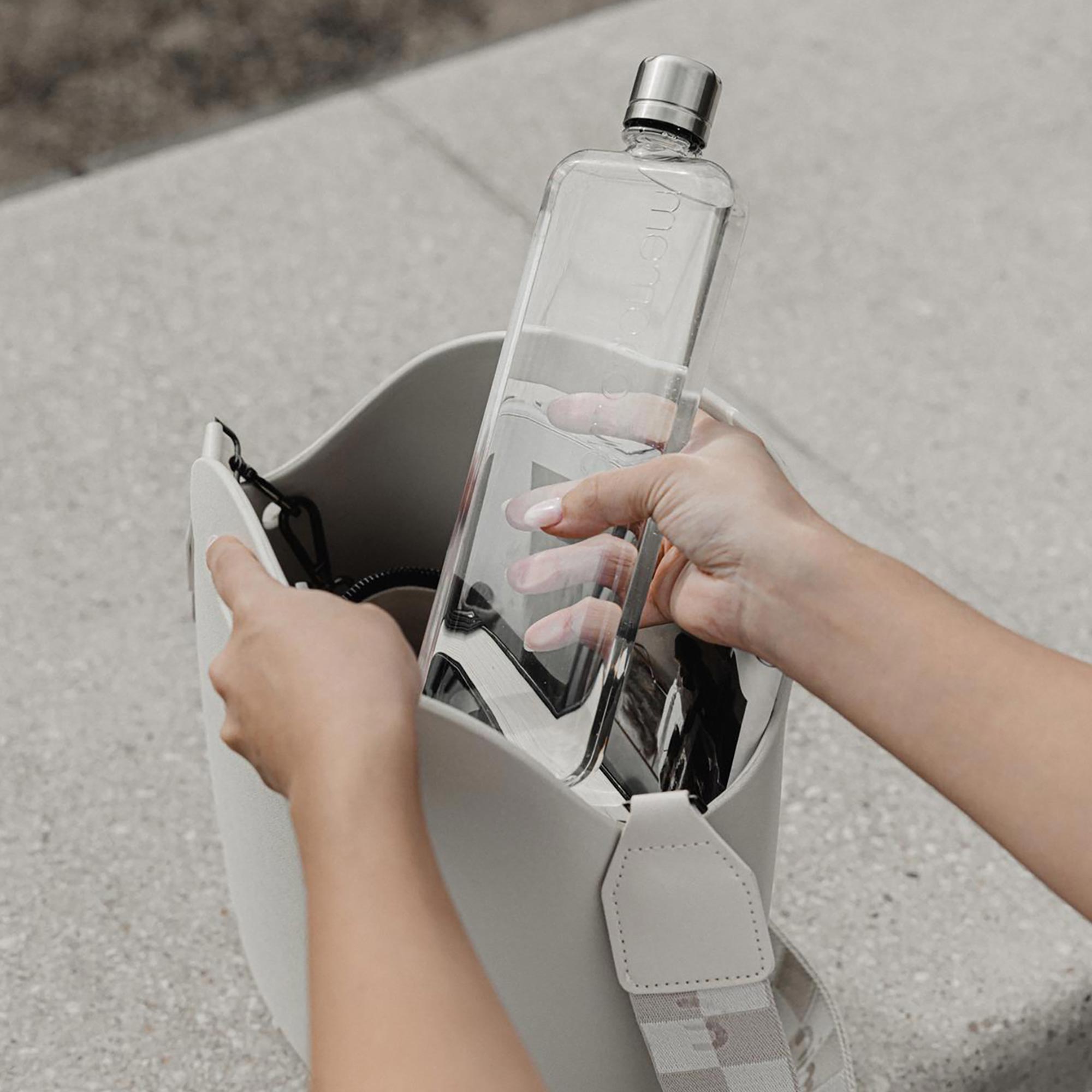 Slim Memo Bottle