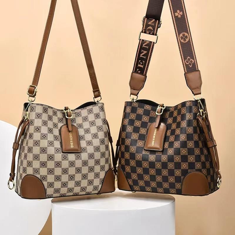 Pattern Bucket Bag