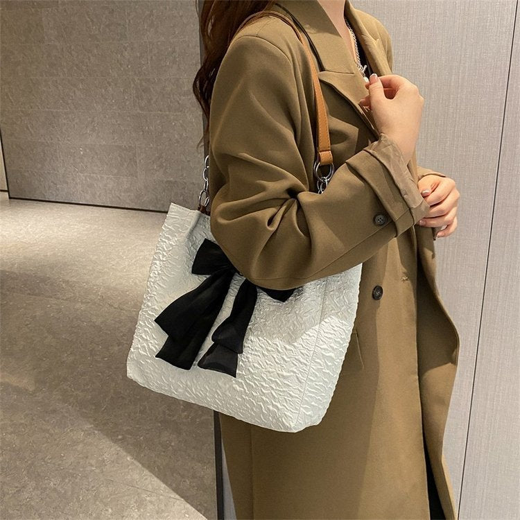 Classy Bow Shoulder Bag
