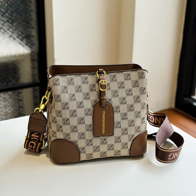 Pattern Bucket Bag