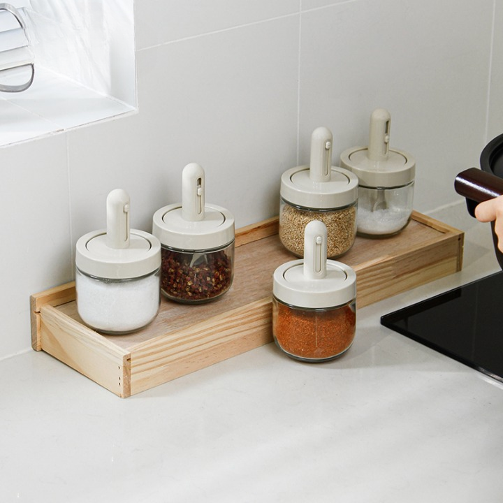 Retractable Spoon Jars