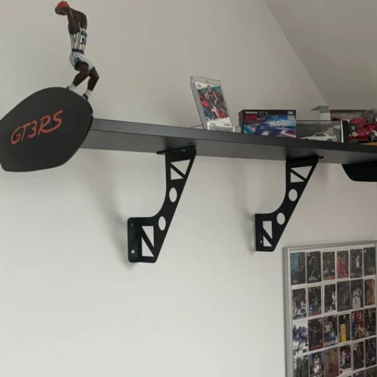 Spoiler Shelf